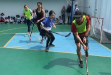 Poker chairs oak kingston shop tables