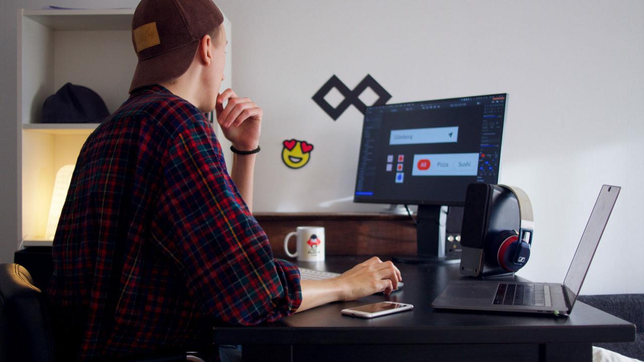 How to find and hire the best graphic designer