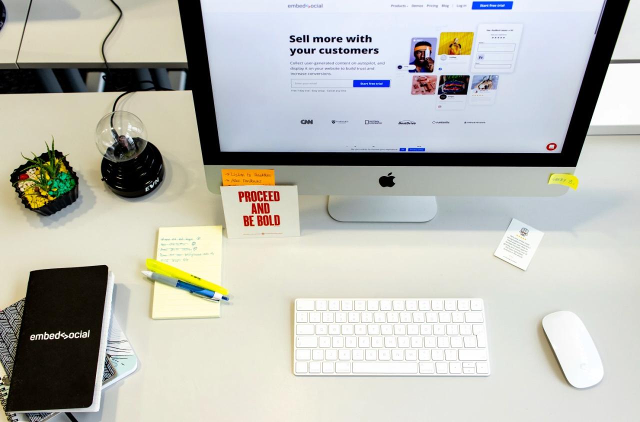 Graphic design portfolio build 99designs amazing