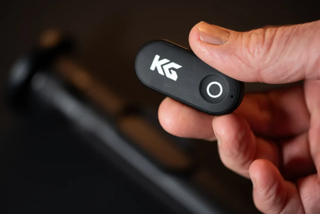 KraftGeek JustTap Magnetic Phone Tripod Review and Market Analysis