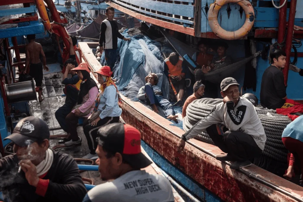 Nicole Tung on Photographing Overfishing in Southeast Asia: Inside Her Carmignac Award Project